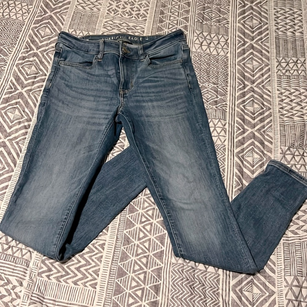 American Eagle Jeans. Size 6
